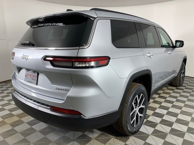 2025 Jeep Grand Cherokee Limited photo 2