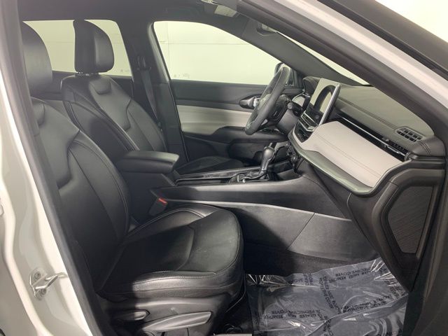 2025 Jeep Compass Limited - Photo 24