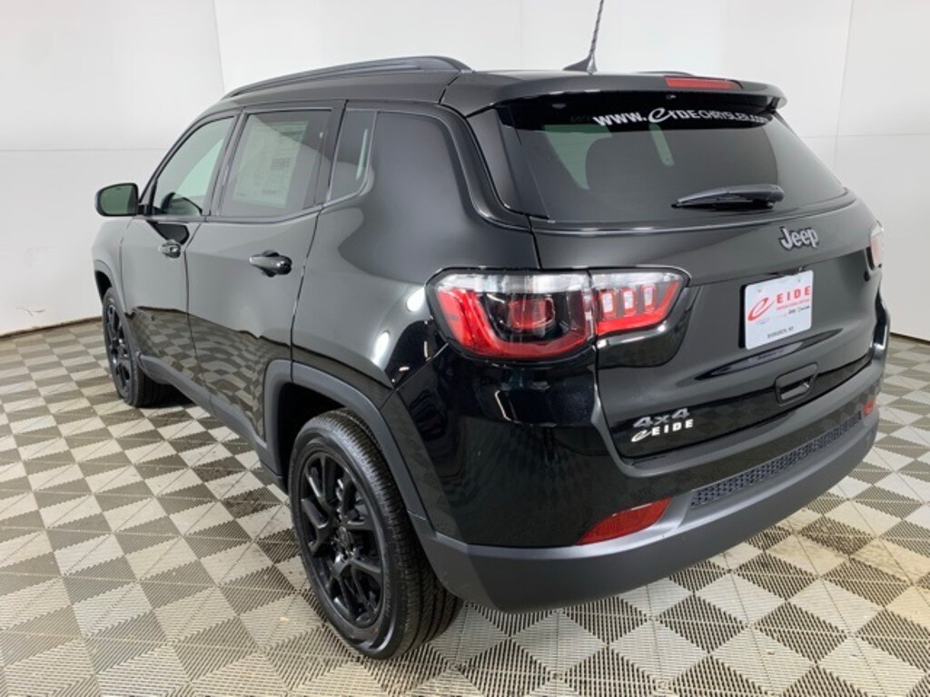New 2026 Jeep Compass LATITUDE ALTITUDE 4X4 Sport Utility