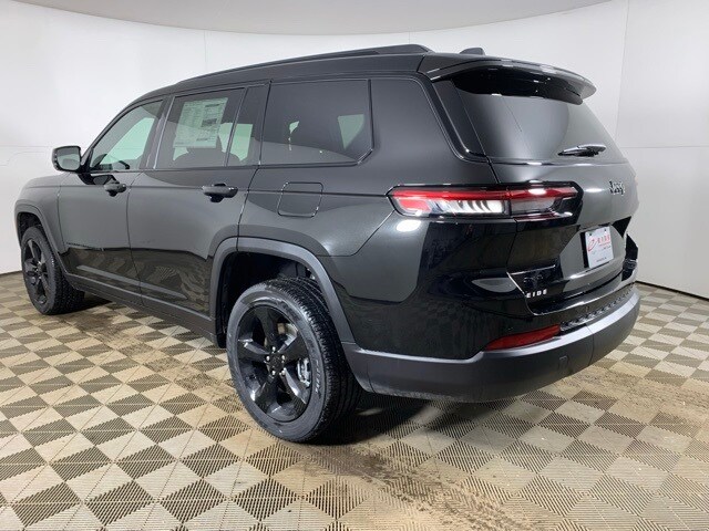 2025 Jeep Grand Cherokee Laredo Altitude X photo 4