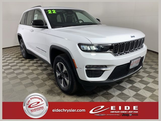2022 Jeep Grand Cherokee 4xe's photo