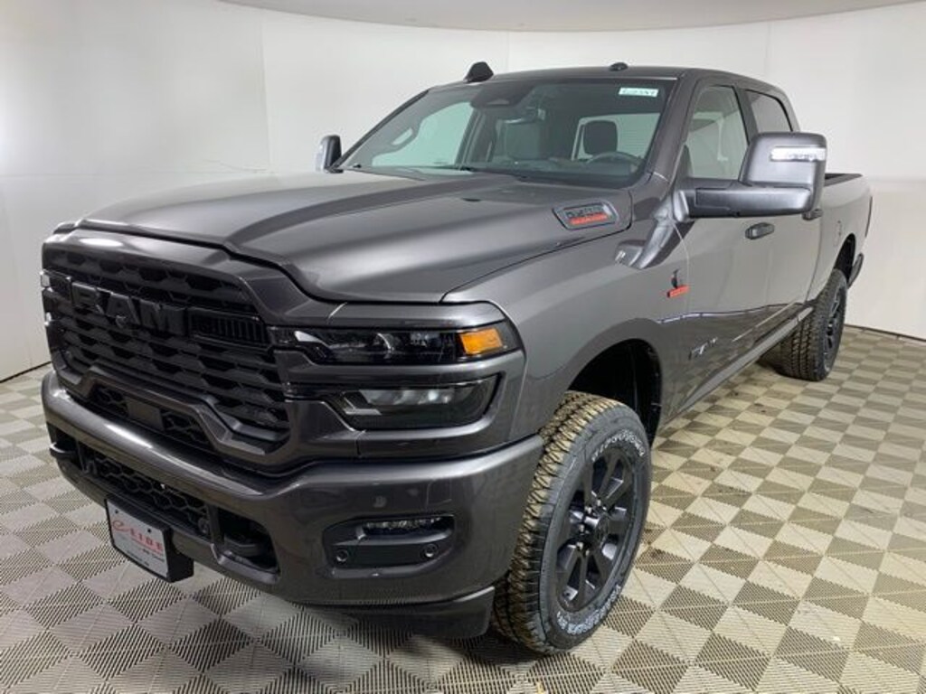 New 2026 Ram 2500 BIG HORN CREW CAB 4X4 6'4 BOX Pickup