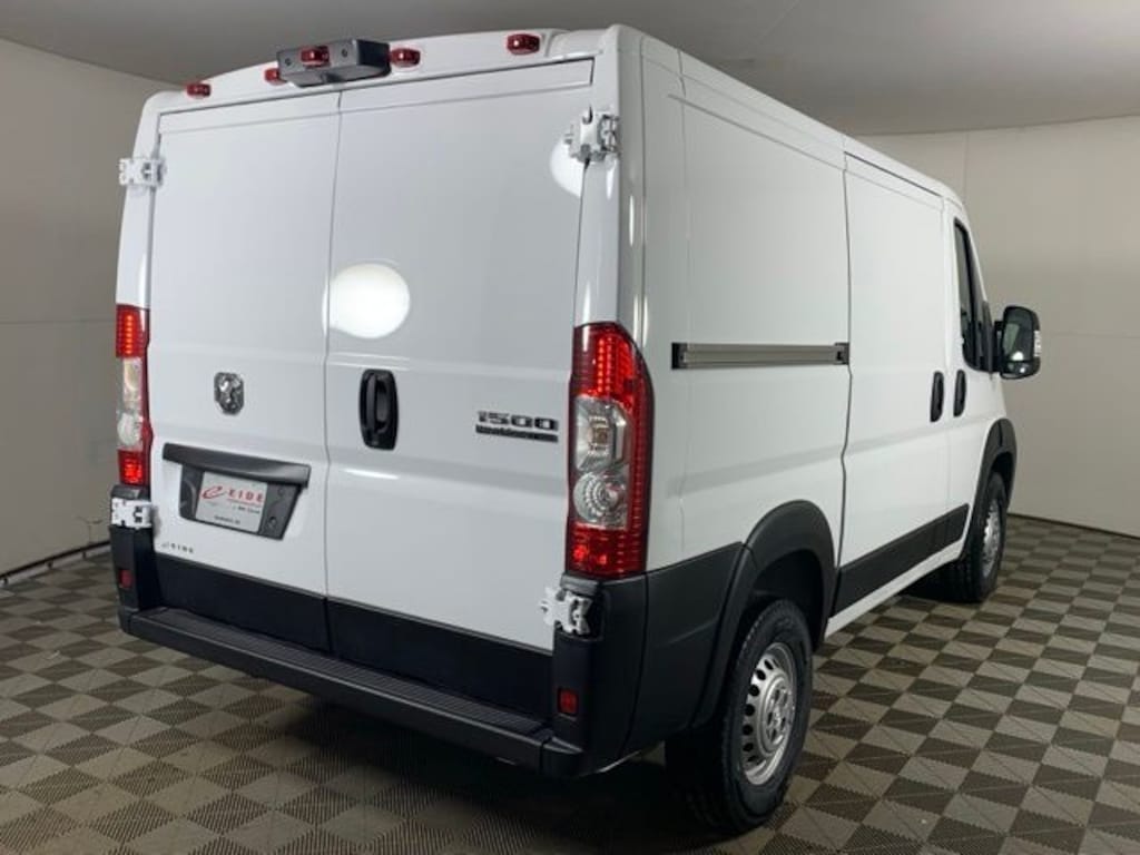 New 2026 Ram ProMaster PROMASTER 1500 TRADESMAN CARGO VAN LOW ROOF 118' W Cargo Van