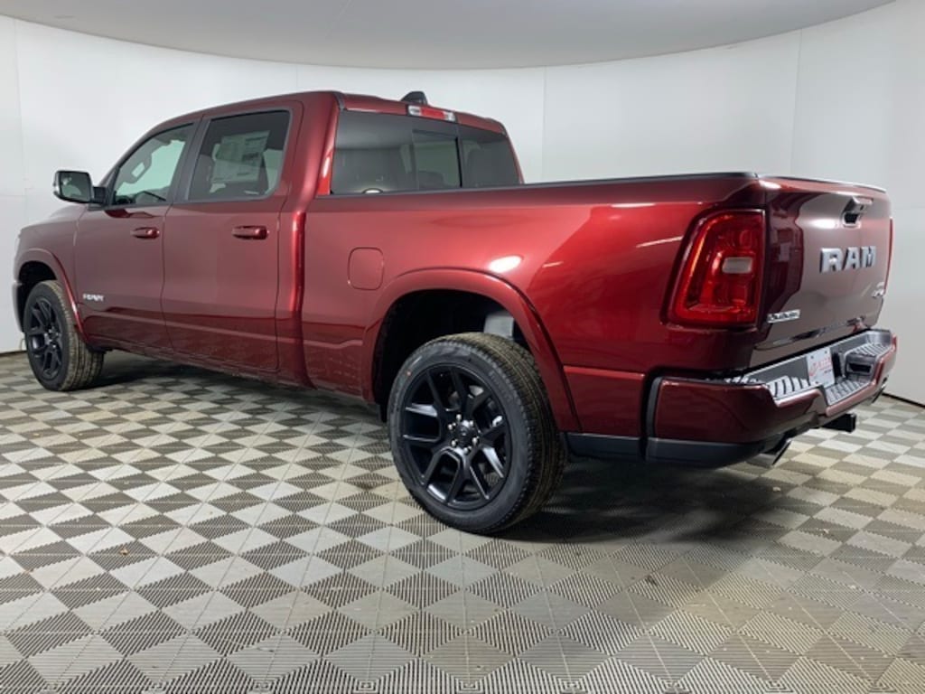 New 2026 Ram 1500 LARAMIE CREW CAB 4X4 6'4 BOX Pickup