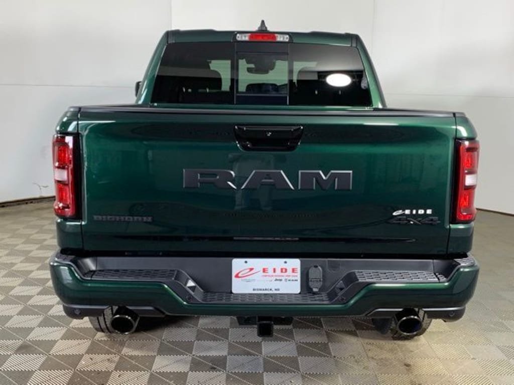 New 2026 Ram 1500 BIG HORN CREW CAB 4X4 5'7 BOX Pickup