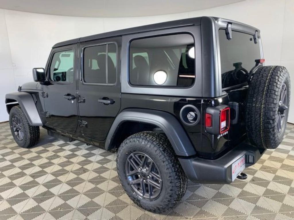 New 2026 Jeep Wrangler 4-DOOR SPORT S Sport Utility