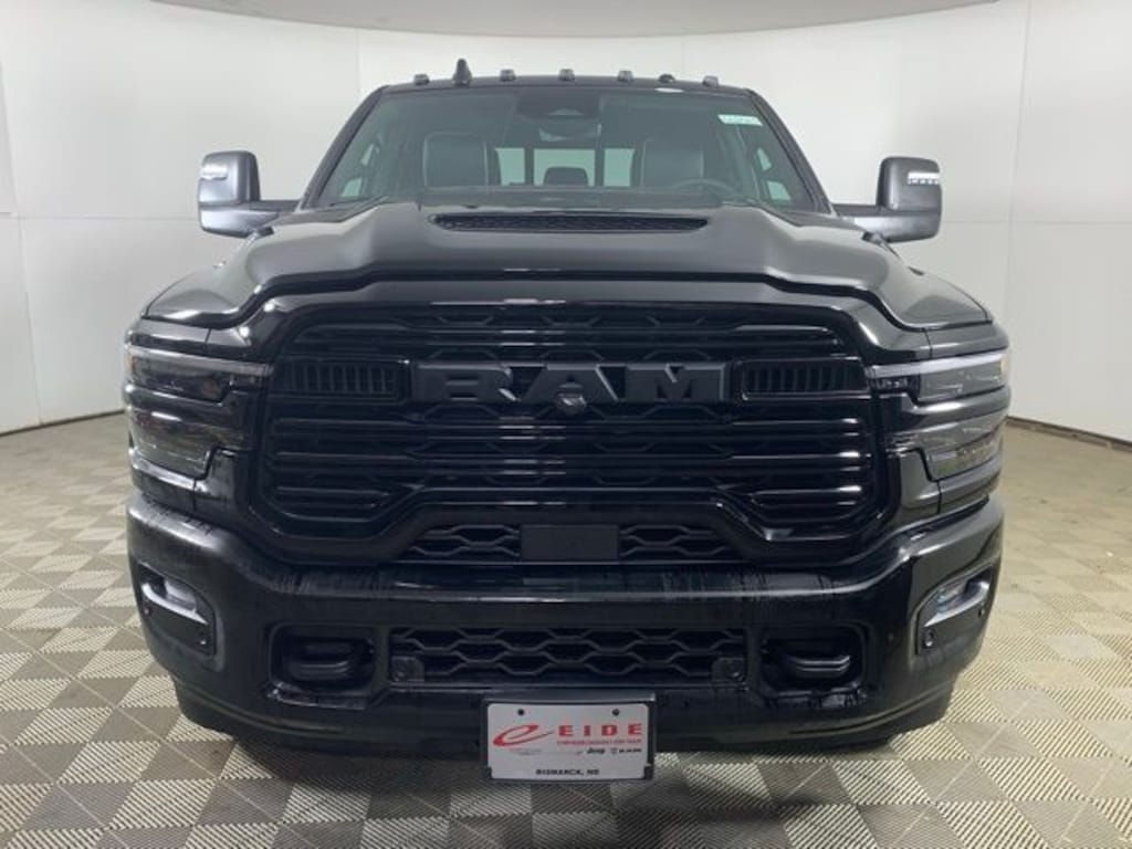 New 2026 Ram 3500 LARAMIE MEGA CAB 4X4 6'4 BOX Pickup