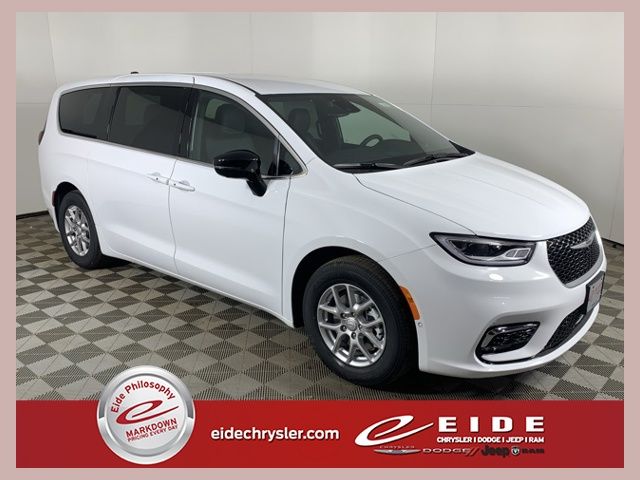 2026 Chrysler Pacifica