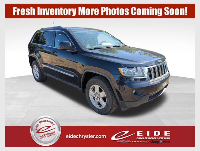 2011 Jeep Grand Cherokee Laredo 4WD's photo