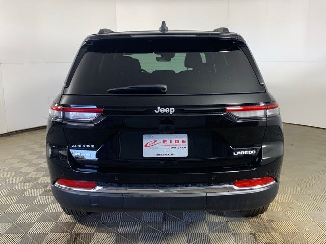 2026 Jeep Grand Cherokee Laredo - Photo 6