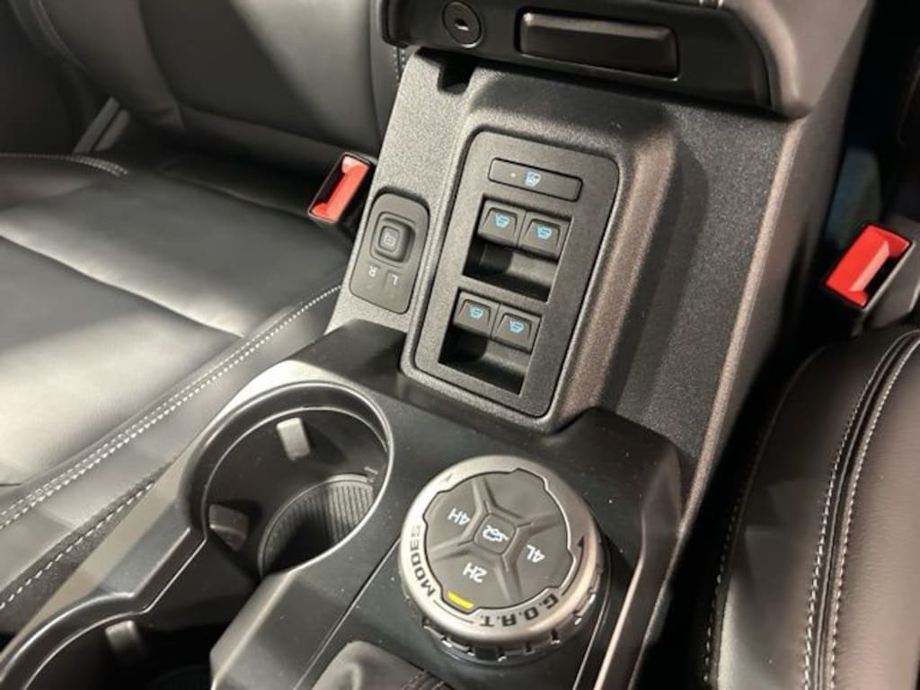 New 2026 Ford Bronco Outer Banks SUV