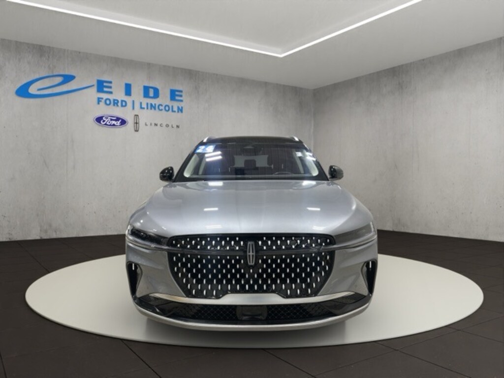 Used 2024 Lincoln Nautilus Reserve SUV