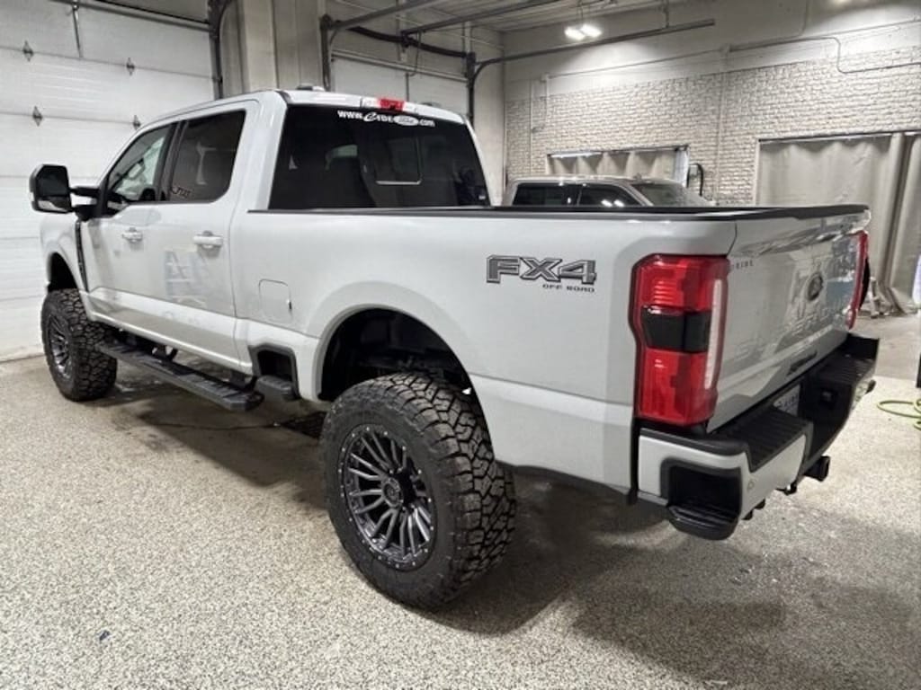New 2025 Ford F-250 Lariat Waldoch Lift Package Truck Crew Cab