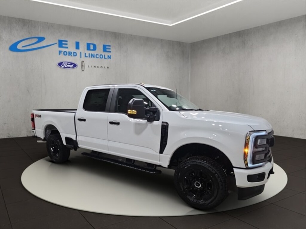 New 2026 Ford F-250 XL Truck Crew Cab