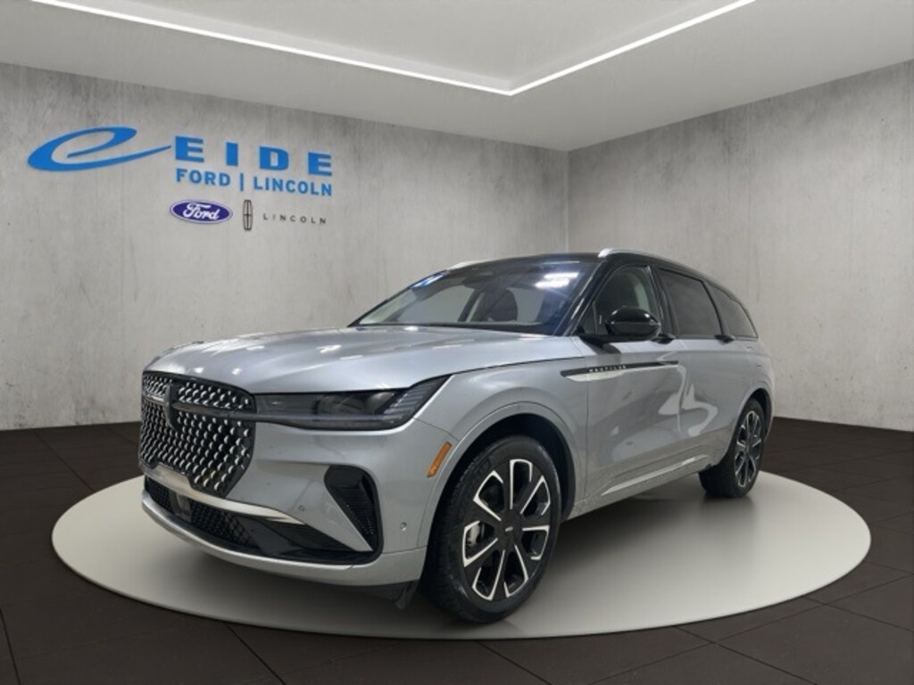 Used 2024 Lincoln Nautilus Reserve SUV
