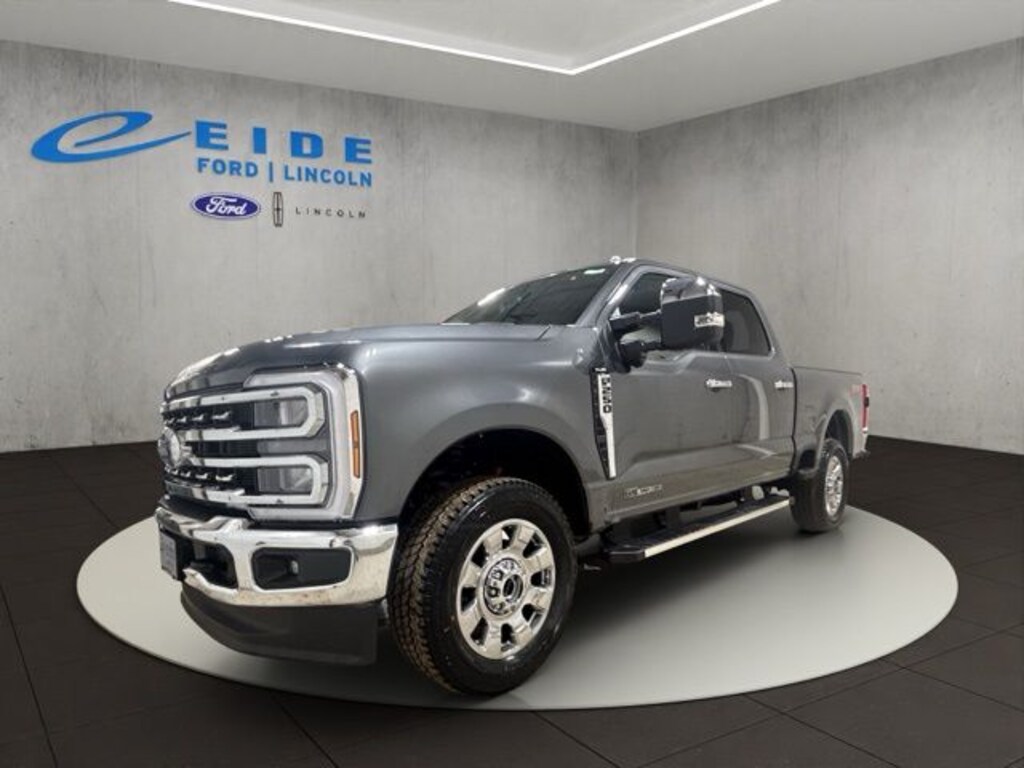 New 2026 Ford F-250 Lariat Truck Crew Cab