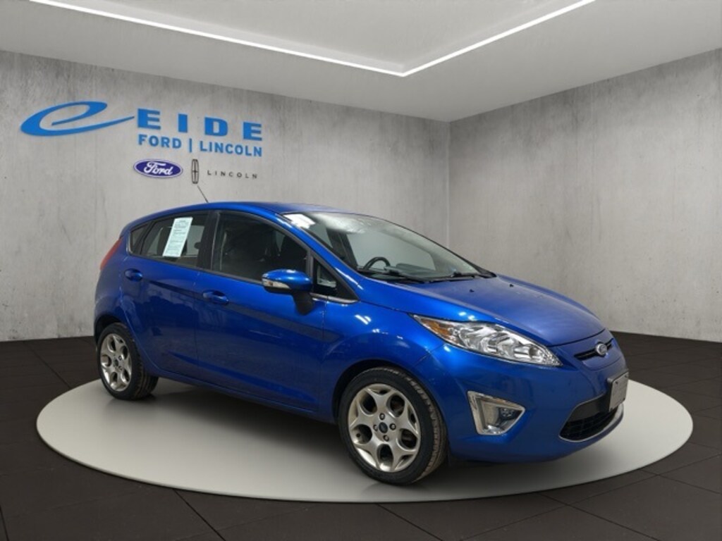 Used 2011 Ford Fiesta SES Hatchback