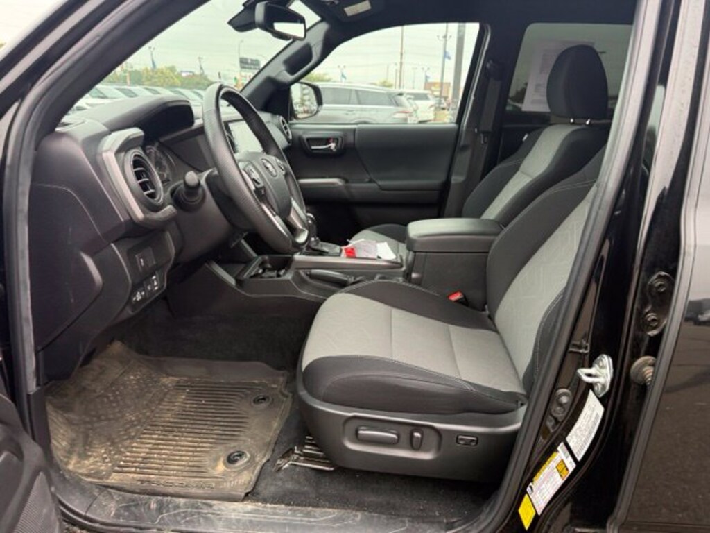 Certified 2023 Toyota Tacoma TRD Off-Road Truck