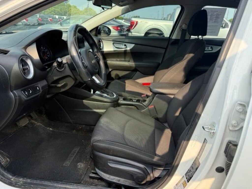 Certified 2023 Kia Forte LXS Sedan