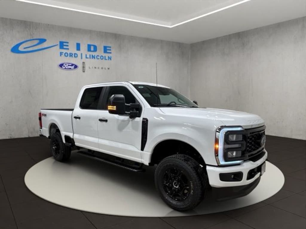 New 2026 Ford F-250 XL Truck Crew Cab