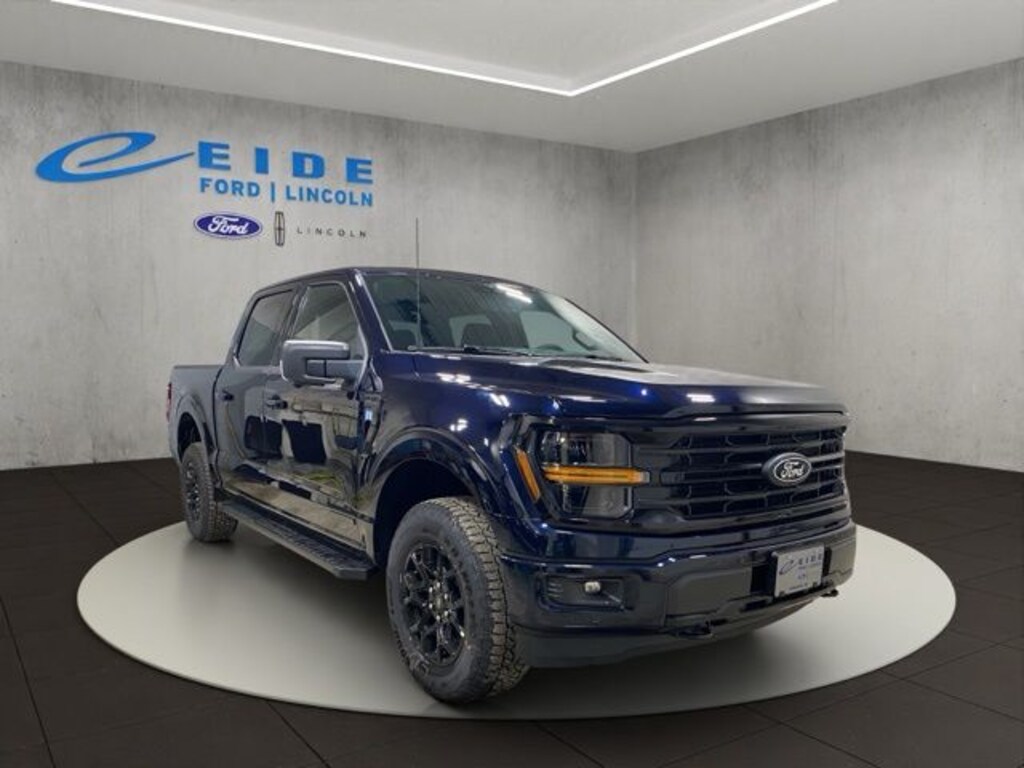 New 2026 Ford F-150 XLT Black Appearance Truck SuperCrew Cab