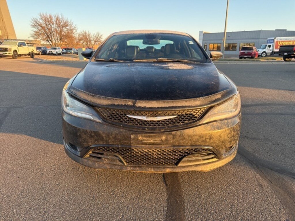 Used 2015 Chrysler 200 S Sedan