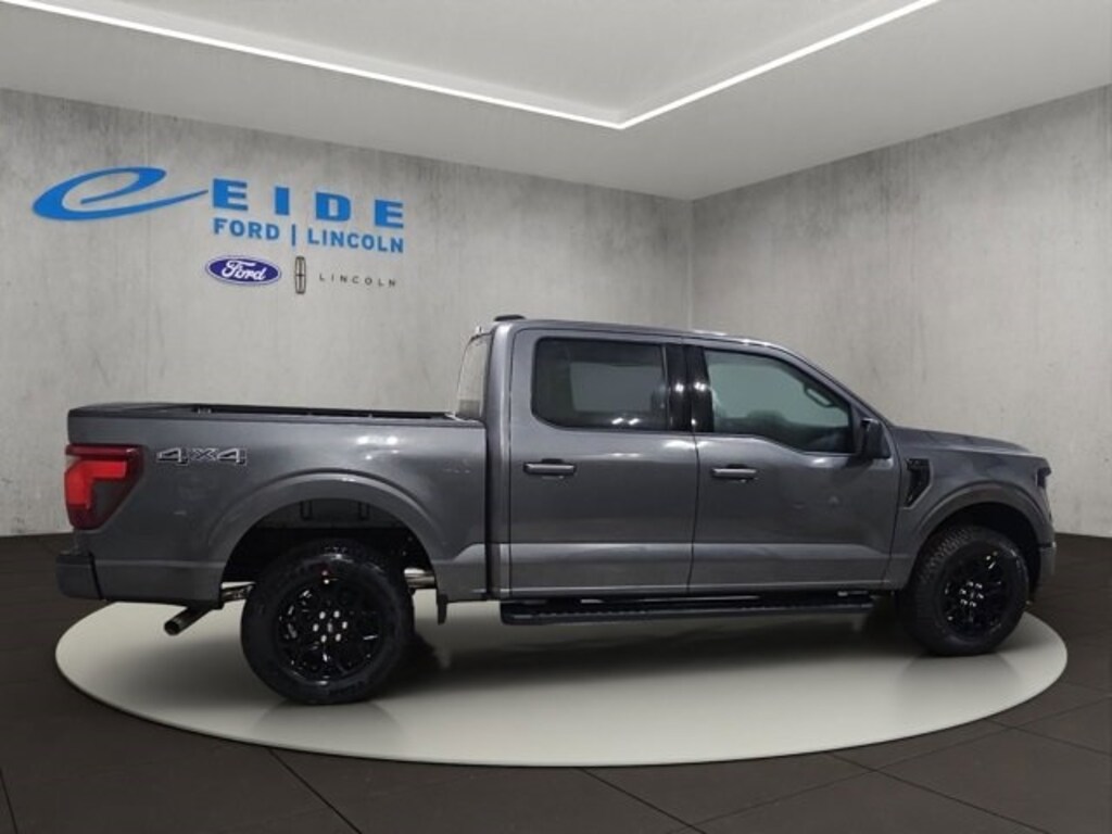 New 2026 Ford F-150 XLT Black Appearance Truck SuperCrew Cab