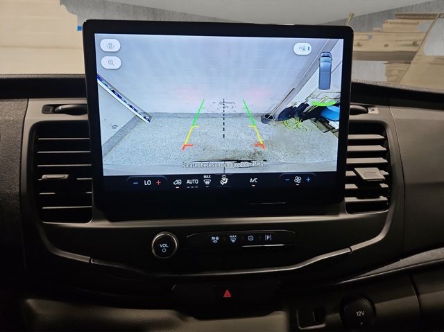 2025 Ford E-Transit Cargo Van Base - Photo 17