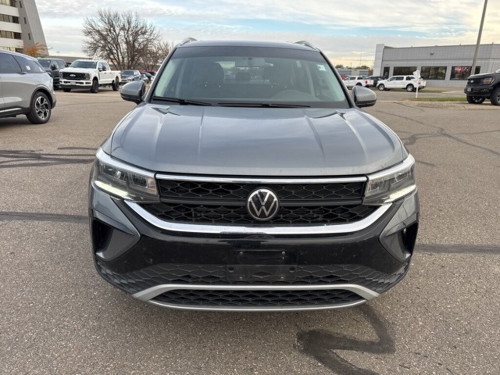 Used 2022 Volkswagen Taos 1.5T SE SUV