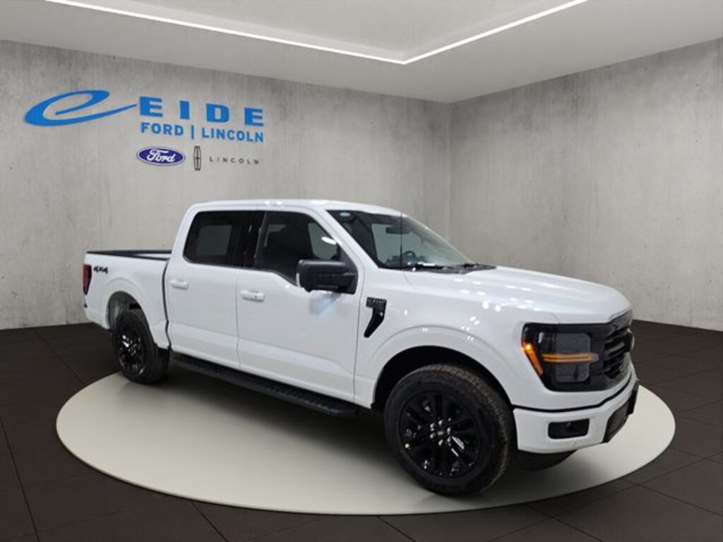 New 2026 Ford F-150 XLT Black Appearance Truck SuperCrew Cab