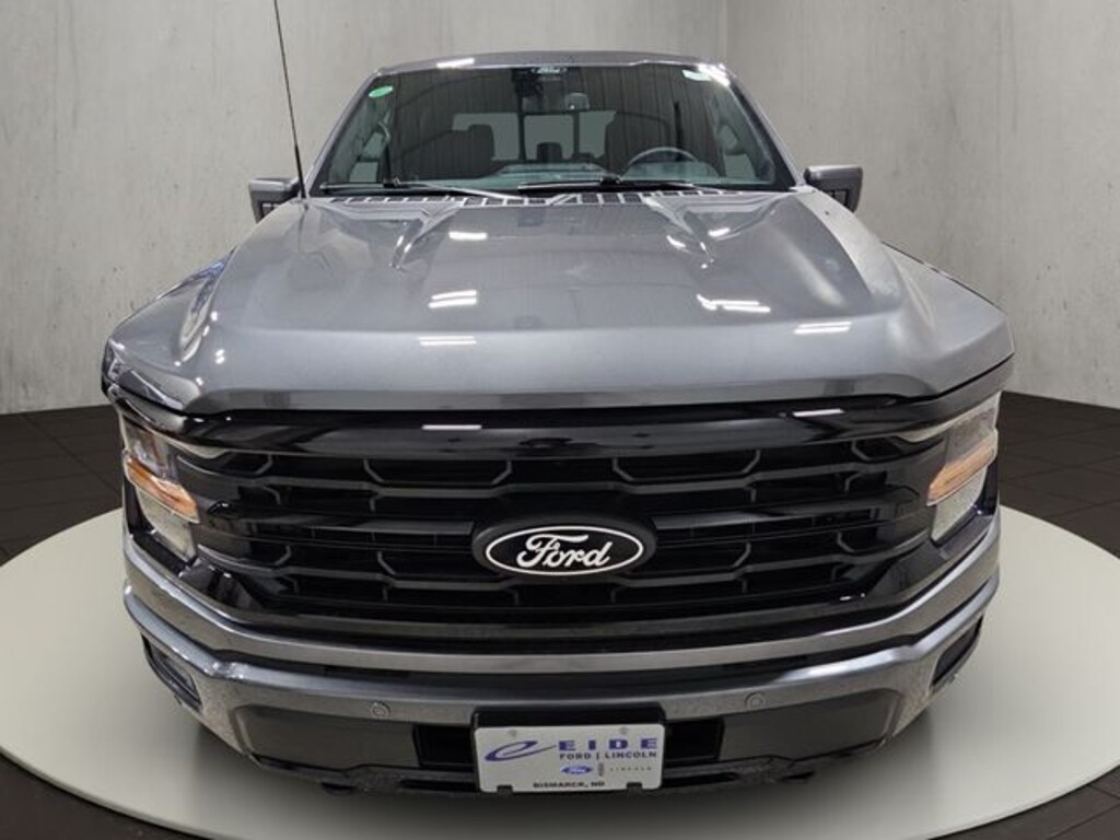 New 2026 Ford F-150 XLT Black Appearance Truck SuperCrew Cab