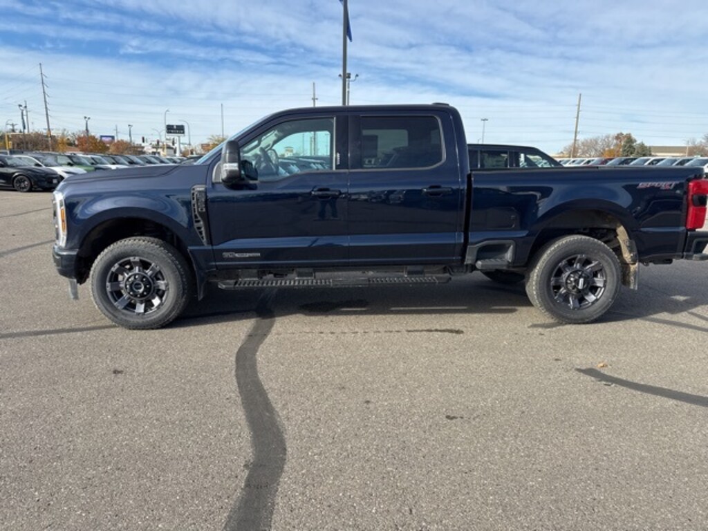 Used 2024 Ford F-350SD Lariat Truck