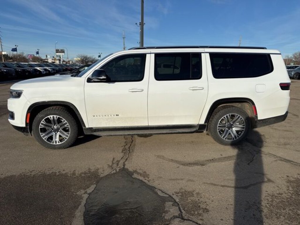 Used 2023 Jeep Wagoneer L Base SUV