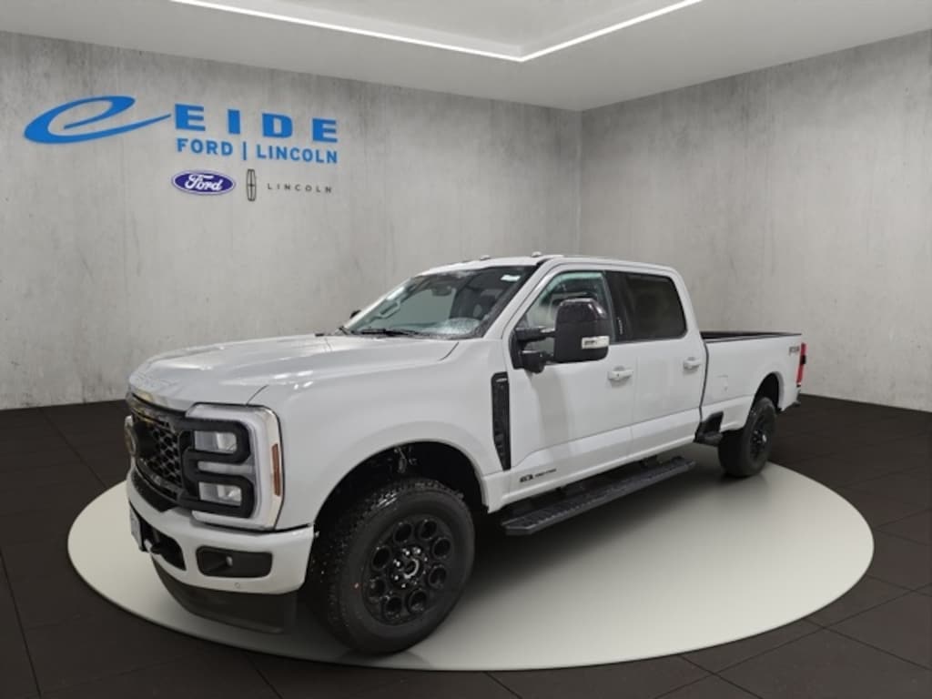 New 2026 Ford F-350 Lariat Truck Crew Cab