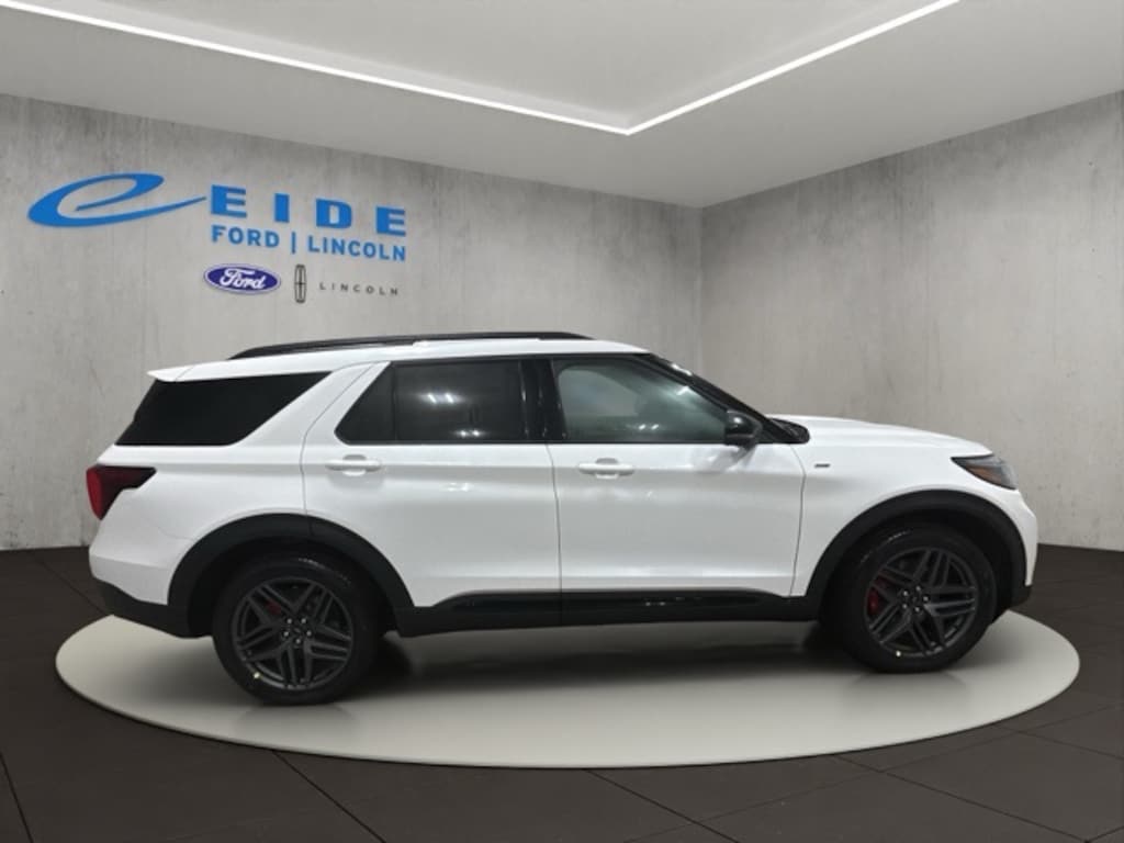 New 2026 Ford Explorer ST-Line SUV