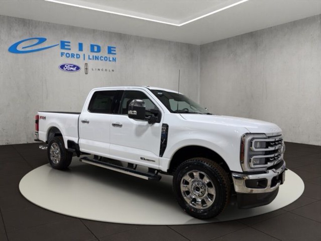 New 2026 Ford F-250 Lariat Truck Crew Cab
