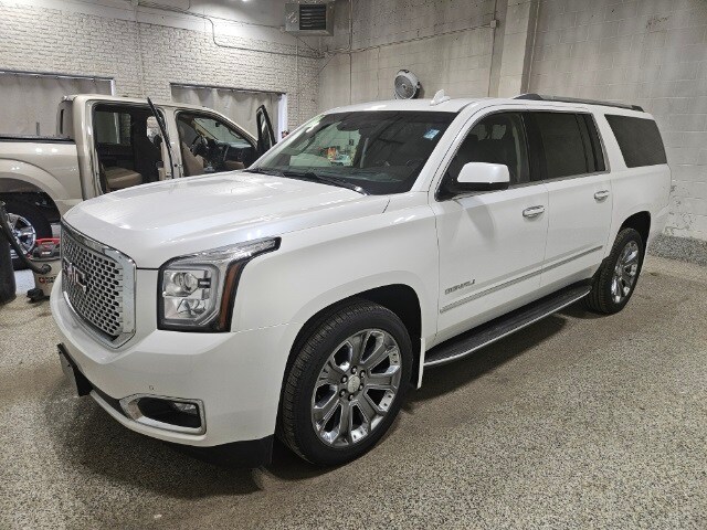 Used 2016 GMC Yukon XL Denali with VIN 1GKS2HKJ1GR145145 for sale in Bismarck, ND