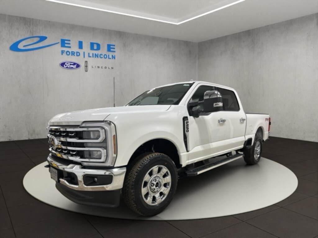 New 2026 Ford F-250 Lariat Truck Crew Cab