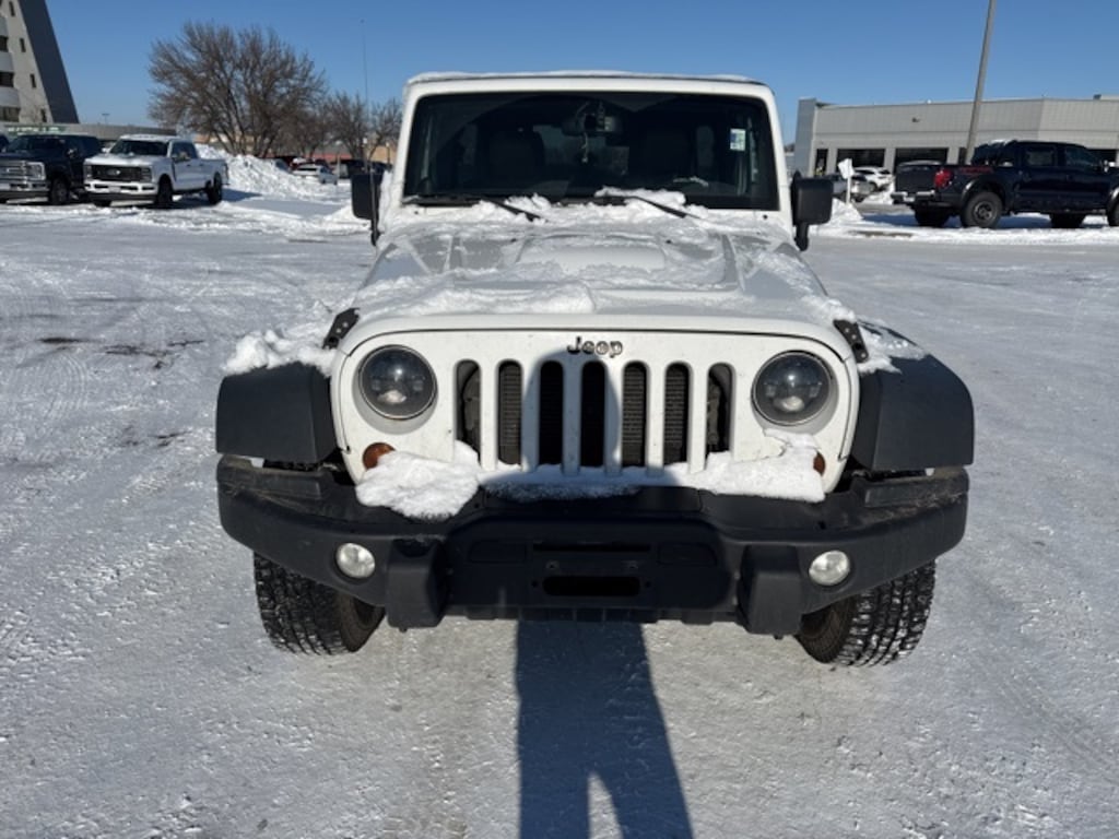 Used 2013 Jeep Wrangler Unlimited Sahara SUV