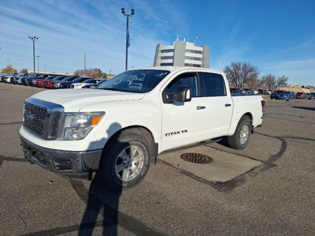 Used 2018 Nissan Titan SV Truck