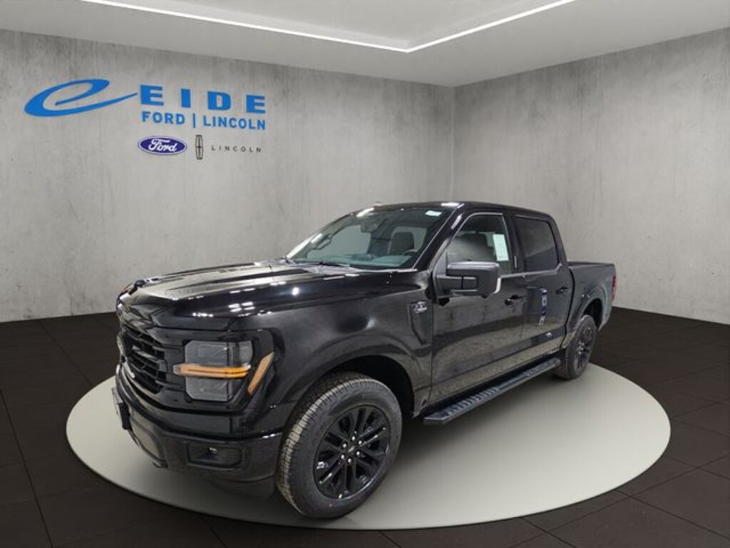 New 2026 Ford F-150 XLT Black Appearance Truck SuperCrew Cab