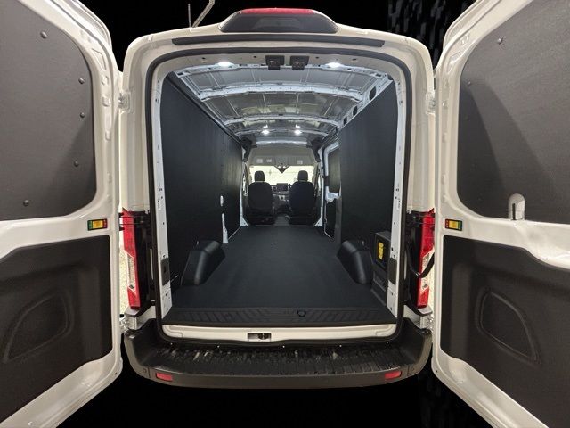 2025 Ford E-Transit Cargo Van Base - Photo 24