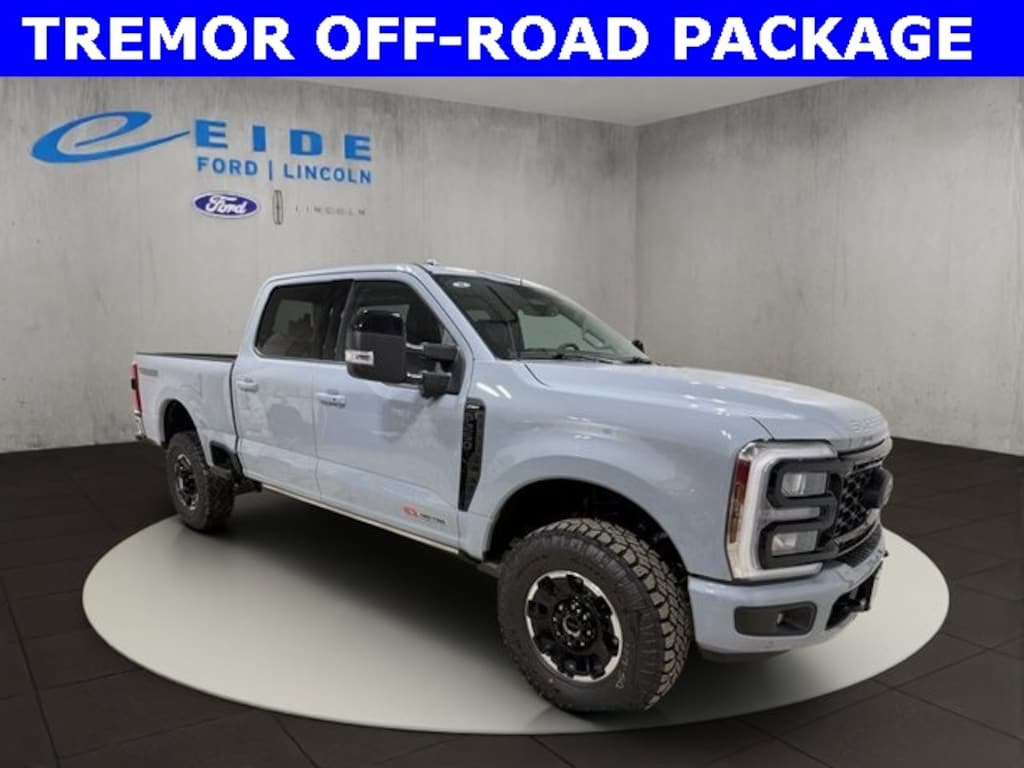 New 2025 Ford F-250 Lariat Truck Crew Cab