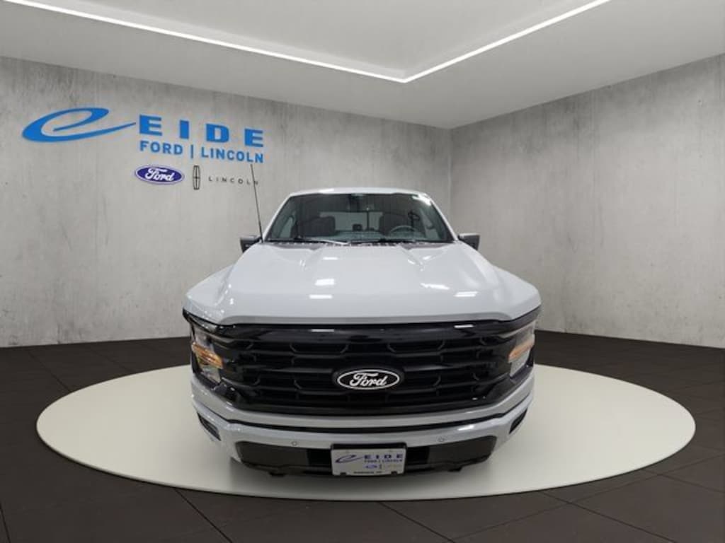 New 2026 Ford F-150 XLT Black Appearance Truck SuperCrew Cab