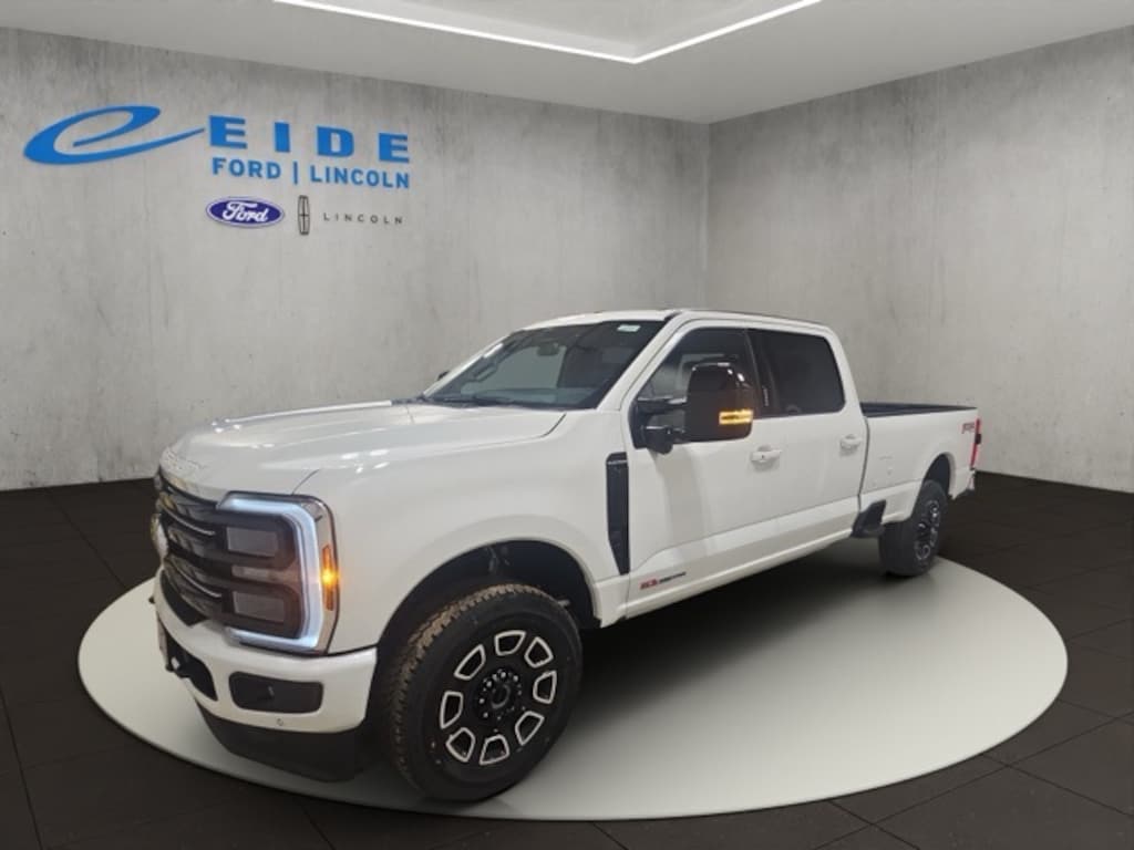 New 2026 Ford F-350 Platinum Truck Crew Cab