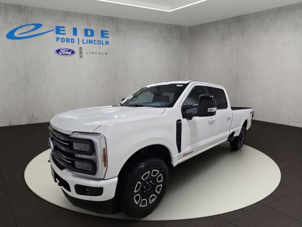 New 2026 Ford F-350 Platinum Truck Crew Cab