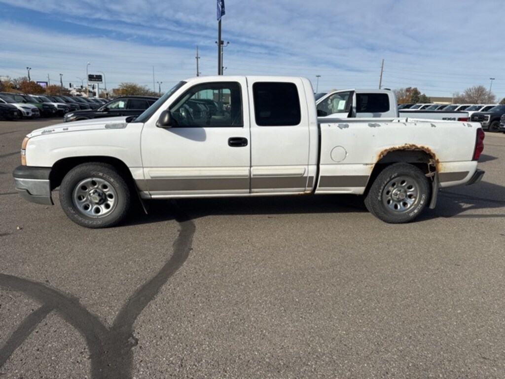 Used 2005 Chevrolet Silverado 1500 LS Truck