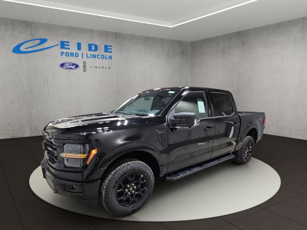 New 2026 Ford F-150 XLT Black Appearance Truck SuperCrew Cab
