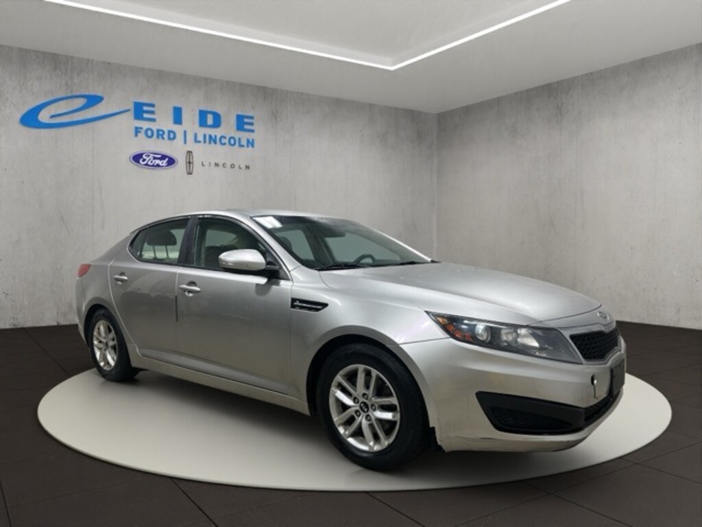 Used 2011 Kia Optima LX Sedan