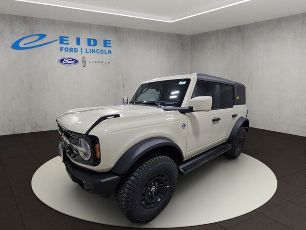 New 2026 Ford Bronco Outer Banks SUV